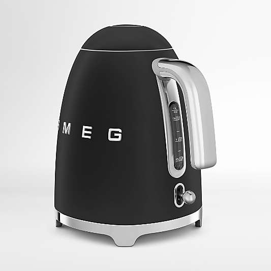 SMEG Matte Black Electric Tea Kettle