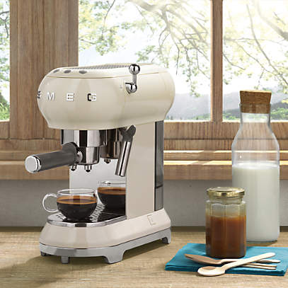 Smeg Espresso Coffee Machine - How to make the perfect espresso 