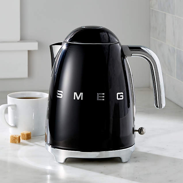 SMEG Black 2Slice Retro Toaster + Reviews Crate & Barrel