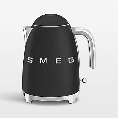 SMEG Matte Black Retro Electric Kettle
