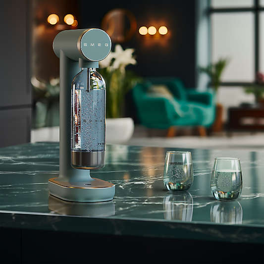 SMEG Matte Jade Green Sparkling Water Maker