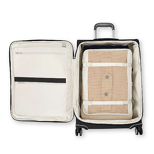 Samsonite Silhouette 18 Softside Large Checked in Black