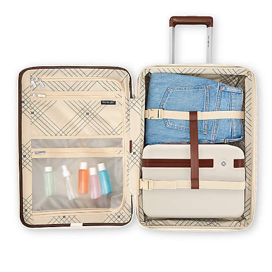Samsonite Virtuosa Train Case in Off White