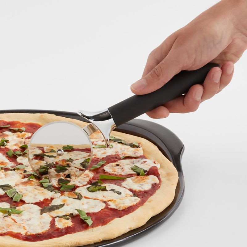 Crate & Barrel Black Soft-Touch Pizza Wheel + Reviews