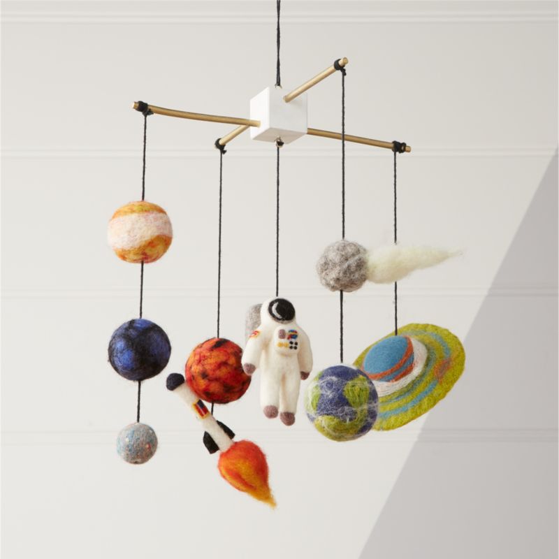 Space Nursery Mobile Solar System Baby Crib Mobile Astronaut felt