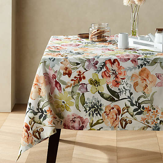 Sonder 60"x120"  Printed Floral Tablecloth