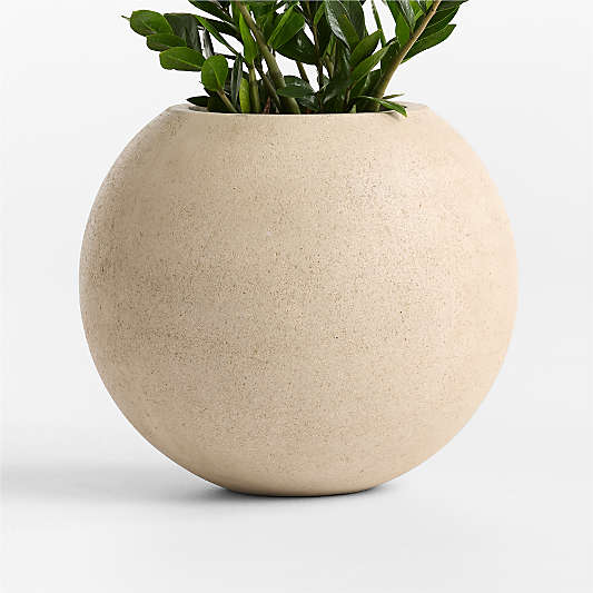 Sphere 17.5" x 20.0" Ivory Textured Indoor/Outdoor Planter