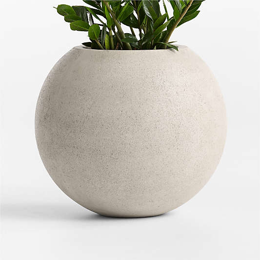 Sphere 17.5" x 20.0" Ivory Textured Indoor/Outdoor Planter