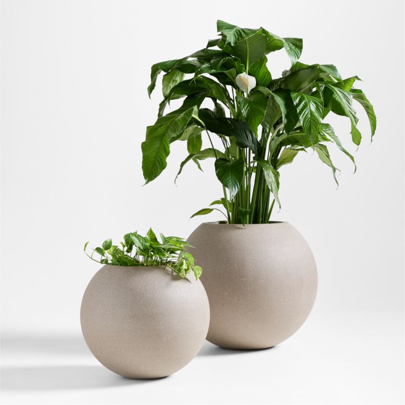 Sphere Sand Indoor/Outdoor Planters