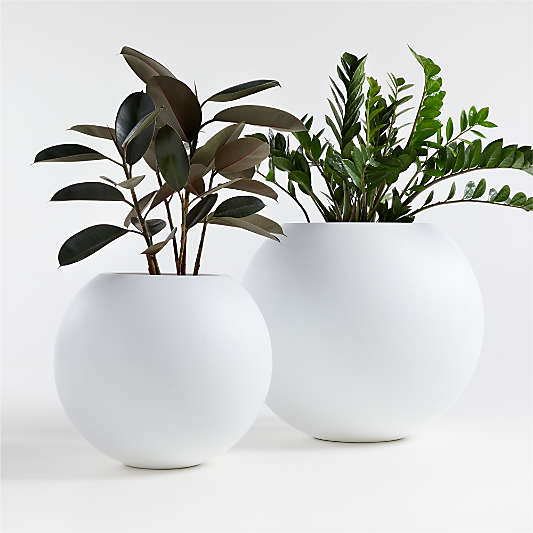 Sphere White Indoor/Outdoor Planters