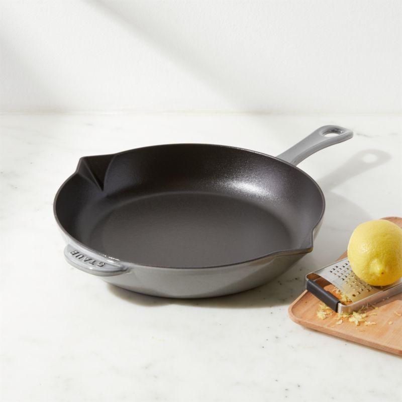 Staub Graphite 10