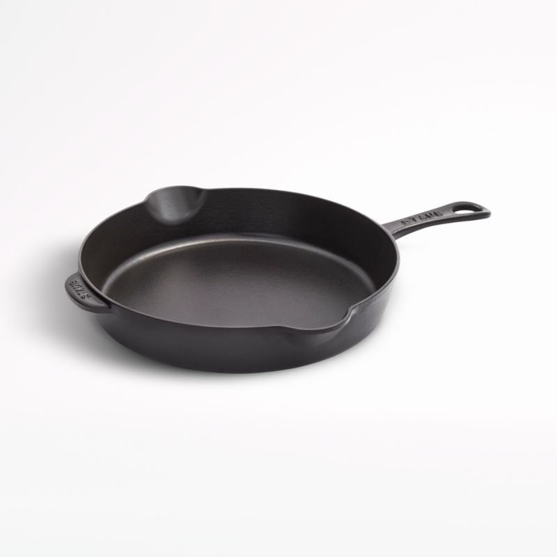 Staub 11-Inch Hexagon Frying Pan with Two Handles and Removable Silicone  Handle Holders, Black Matte