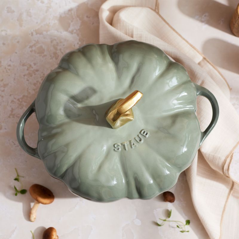 Staub ® 3.5-Qt. Eucalyptus Pumpkin Cocotte - image 4 of 7