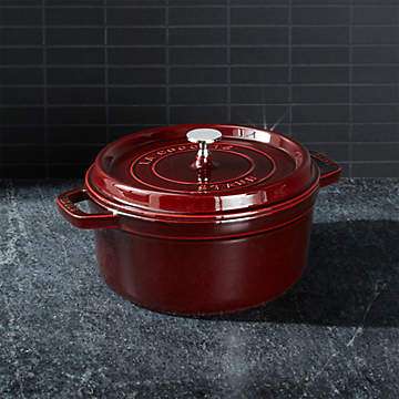 Staub Round Dutch Oven 7qt - Cherry Red 1102806
