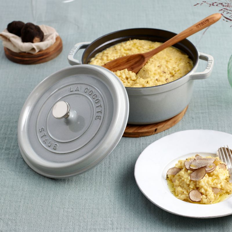 Staub ® -Qt. White Truffle Round Cocotte