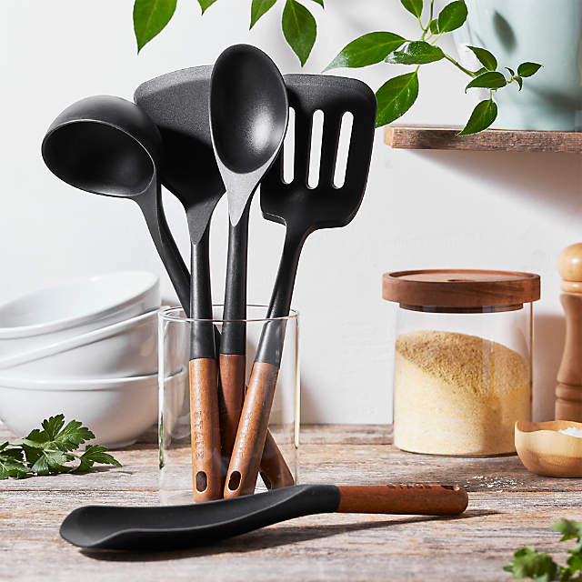 Staub Canada - Beautiful kitchen spaces and cookware needs beautiful  accessories 🖤 Personalize your kitchen with practical and decorative Staub  tools and accessories. Exquisite and ergonomic - they are perfectly  contoured to