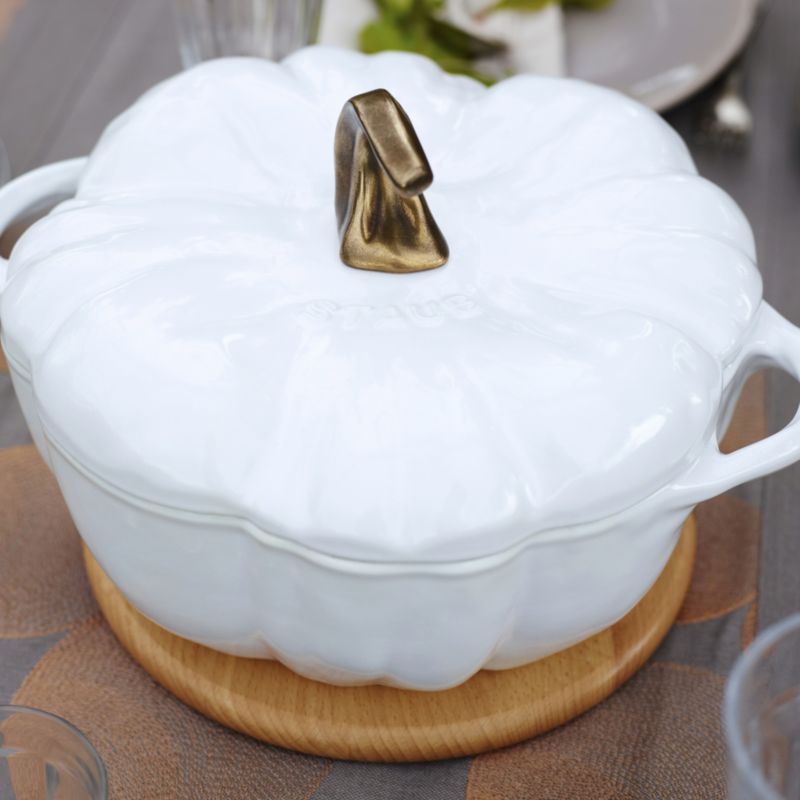 Staub ® 3.5-qt White Pumpkin Cocotte - image 2 of 8