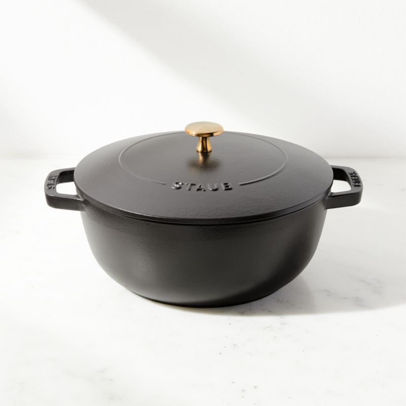 Staub Essential Dark Blue Round French Oven with Lily Lid