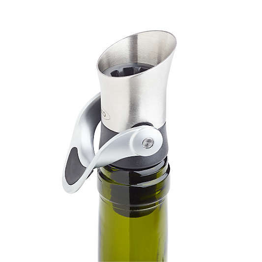 OXO ® Stainless Steel Wine Stopper/Pourer