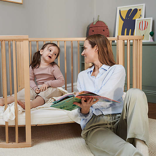 Stokke ® Sleepi ™ Natural Wood Convertible Baby Bed