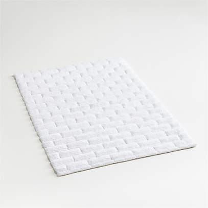 This Cloud-Like Bath Mat Is $10 at  Today