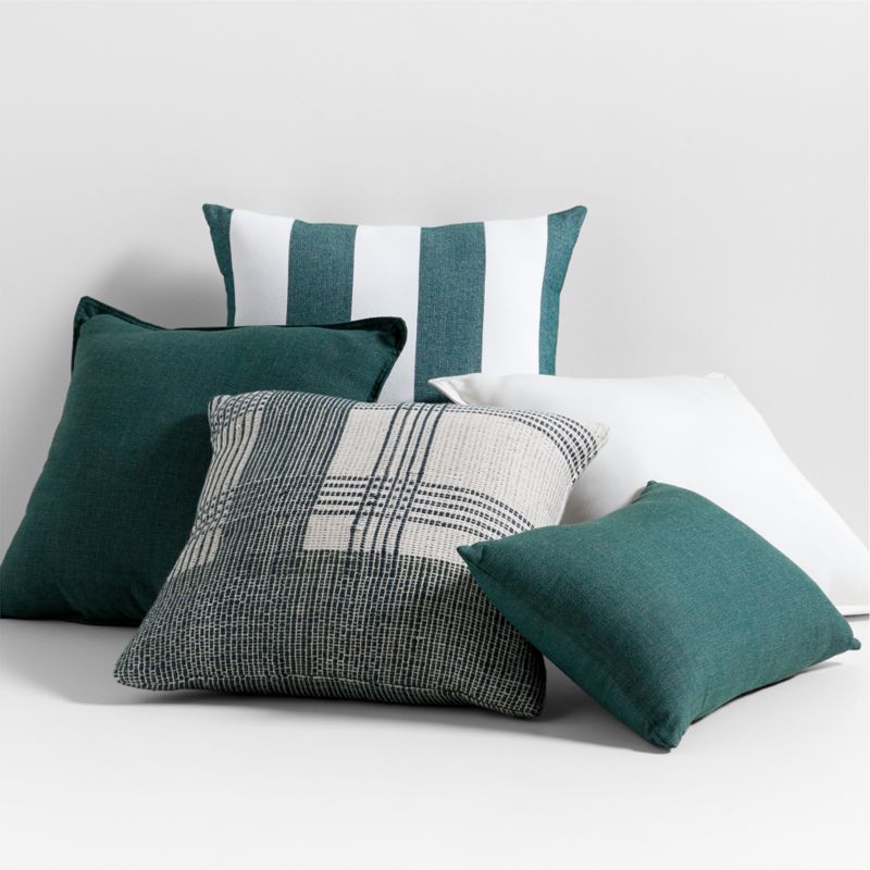 Emerald green outdoor pillows hotsell