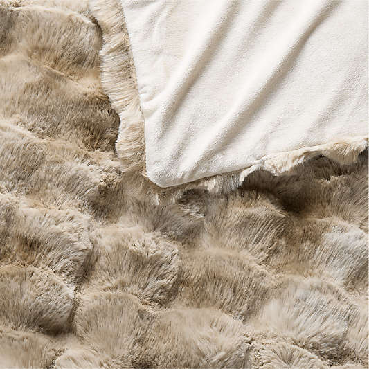 Textured Faux Fur 70"x55" Sierra Tan Throw Blanket