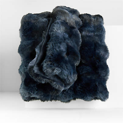 Textured Faux Fur 70"x55" Deep Indigo Throw Blanket