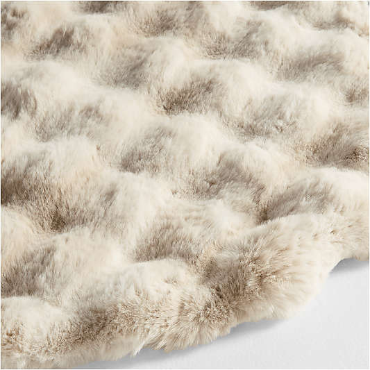 Arctic Ivory Textured Faux Fur Christmas Tree Skirt