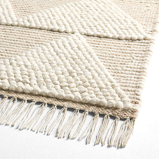 Textured Triangle Beige Hand-Woven Flatweave Kids Area Rug 5'x8'