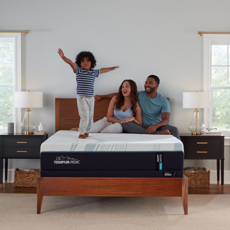 Tempur-Pedic® Adapt® Medium Queen Mattress - image 2 of 4