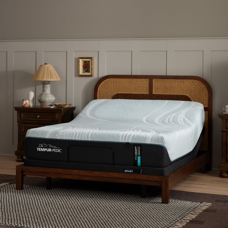 Tempur-Pedic® ProAdapt® Medium Queen Mattress - image 2 of 6