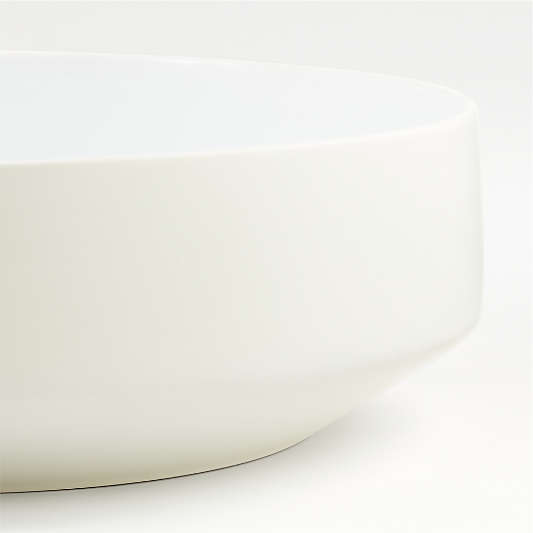 Tour White Porcelain Serving Bowl