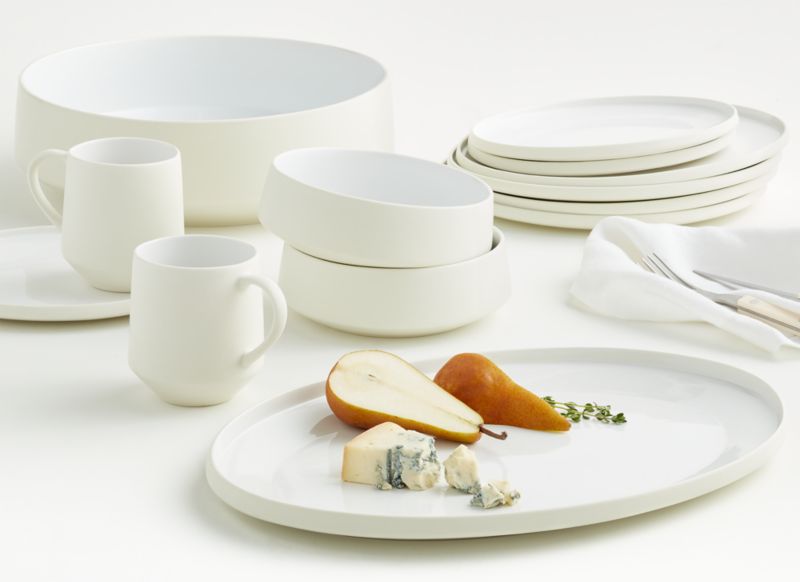 Modern Dinnerware Sets & Dish Sets | Crate & Barrel