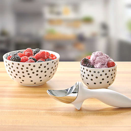 Tovolo Tilt-Up White Ice Cream Scoop