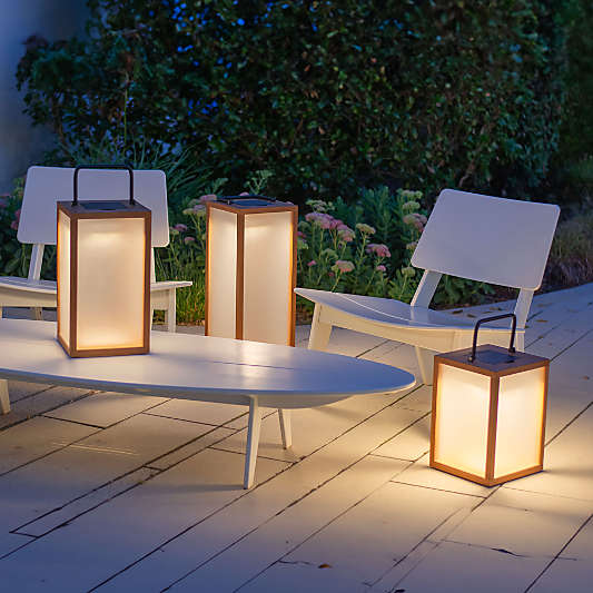 Les Jardins Tradition Teak LED Outdoor Solar-Powered Lanterns