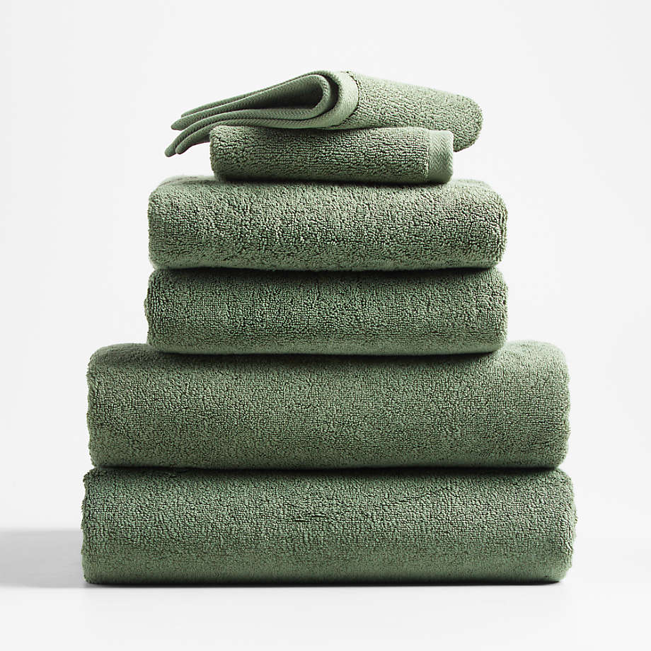 https://cb.scene7.com/is/image/Crate/TurkishOrgTowelsDkGrnS6SSF22/$web_pdp_main_carousel_med$/220706140555/duck-green-organic-turkish-cotton-bath-towels-set-of-6.jpg