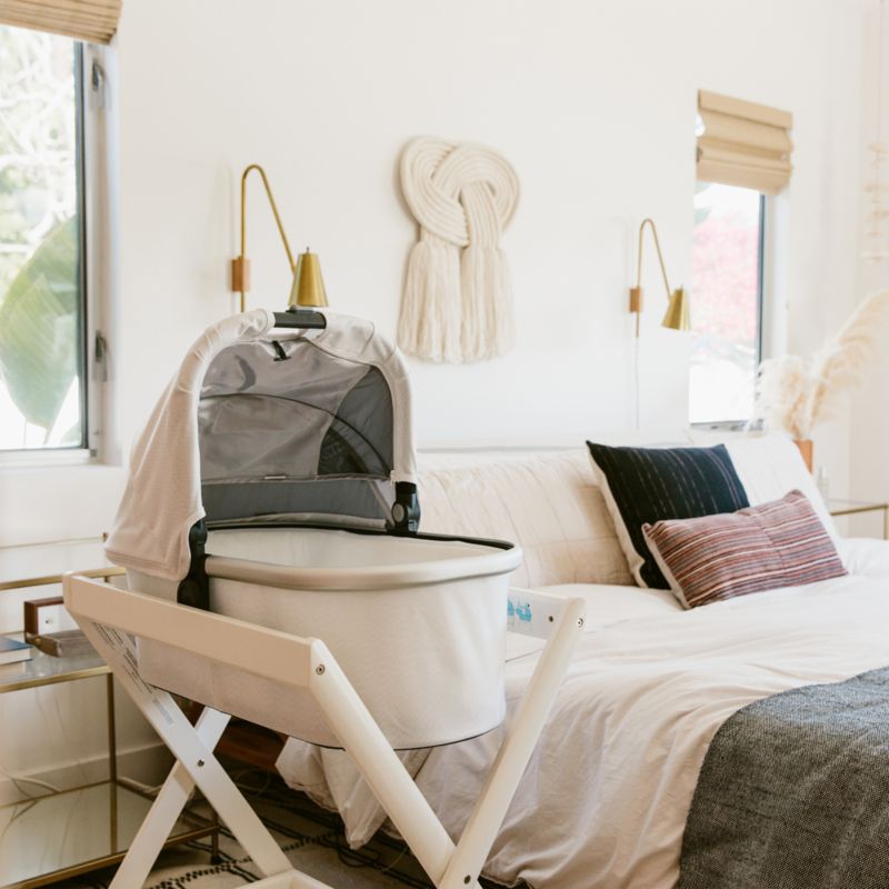 Baby bassinet stand hotsell