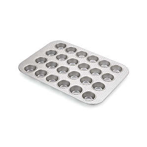 Crate & Barrel Slate Blue 12-Cup Muffin Pan + Reviews