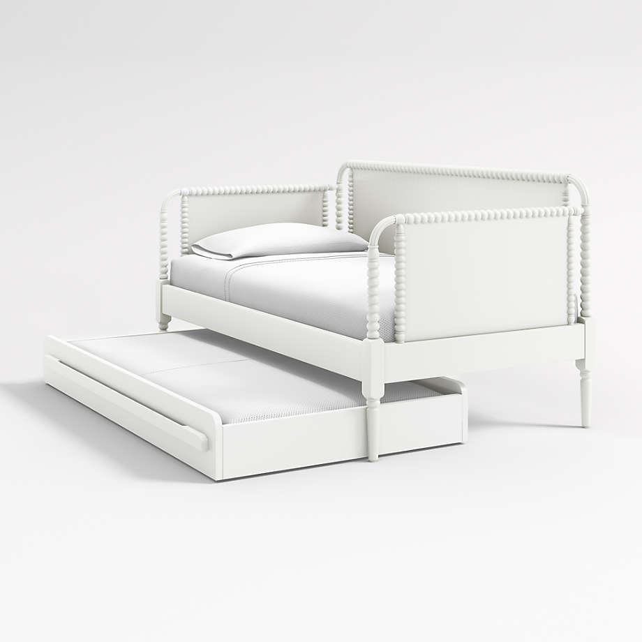 Kids white trundle outlet bed