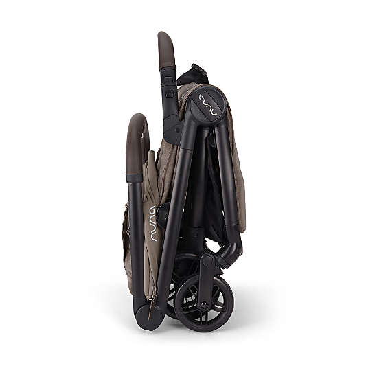 Nuna ® VIAA ™ Cabn Cedar Brown Compact Travel Stroller