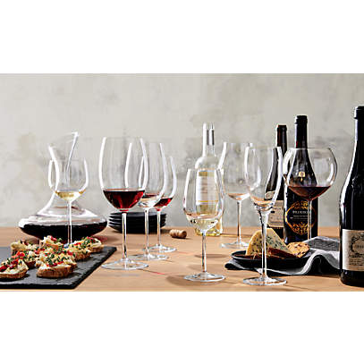 Swoon Living 750ml Flat Bottom Wine Decanter with Walnut Base and Pull Cork