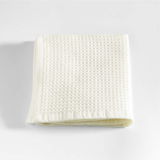 https://cb.scene7.com/is/image/Crate/WaffleOrgWashclothWhtSSF22/$web_pdp_main_carousel_zoom_low$/220520122340/white-organic-waffle-washcloth.jpg