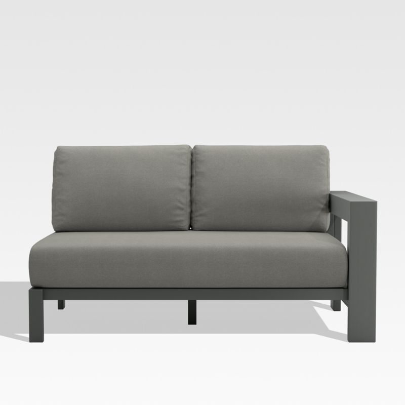 Outdoor Pieces & Frames