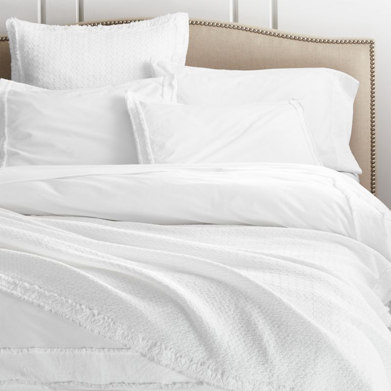 Natural & Neutral Bedding Styles