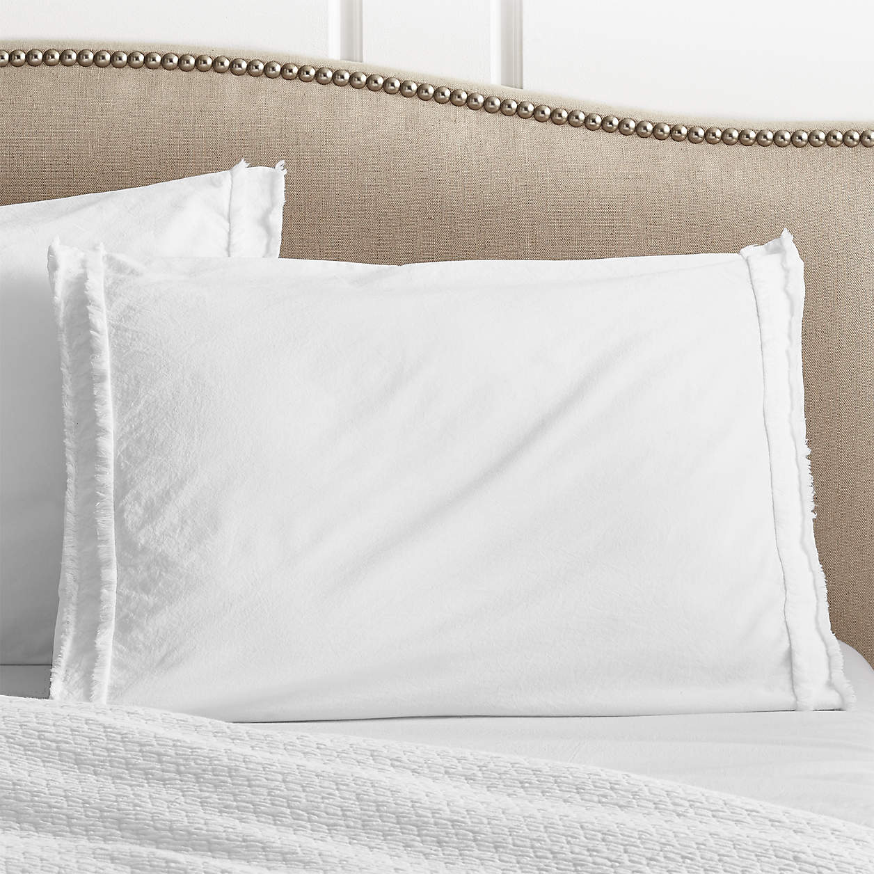 Organic Cotton White Eyelash Fringe Duvet Covers And Pillow Shams Crate And Barrel Canada 