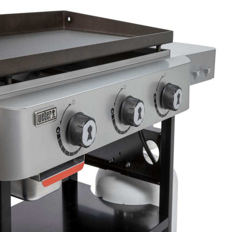 Weber ® Griddle G28 Gas Grill - image 3 of 6