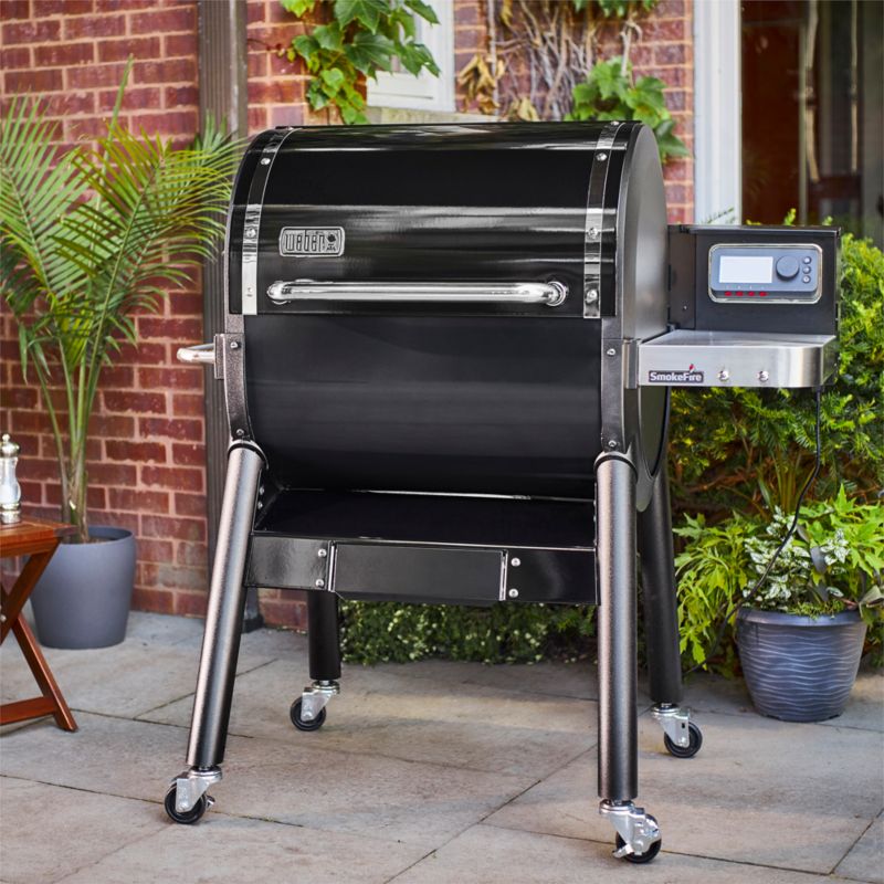 Weber SmokeFire EX4 Black Outdoor Wood Pellet Grill + Reviews | Crate ...