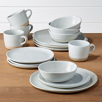 View Welcome II 16-Piece Dinnerware Set details