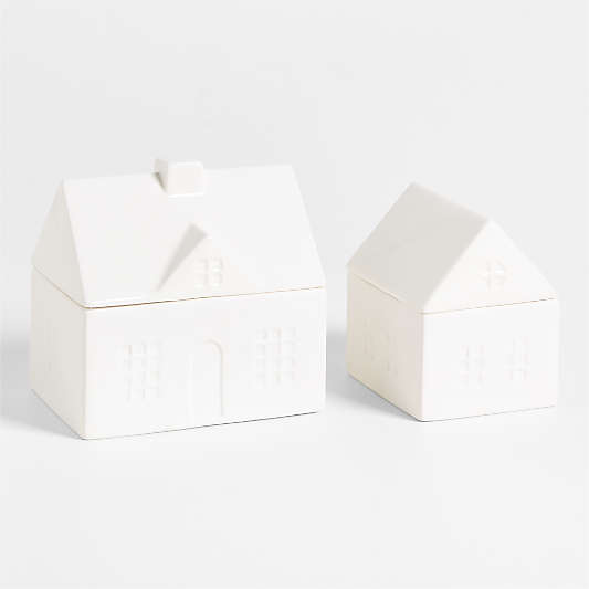 White Ceramic House 1-Wick Holiday Scented Candle - Balsam and Peppermint